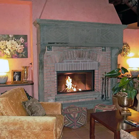 Solcio Sleeps 8 Pool Air Con Wifi Villa Lesa