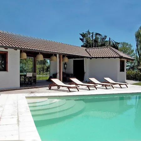 Solcio Sleeps 8 Pool Air Con Wifi Villa *