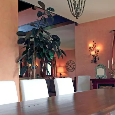 Villa Solcio Sleeps 8 Pool Air Con Wifi Lesa